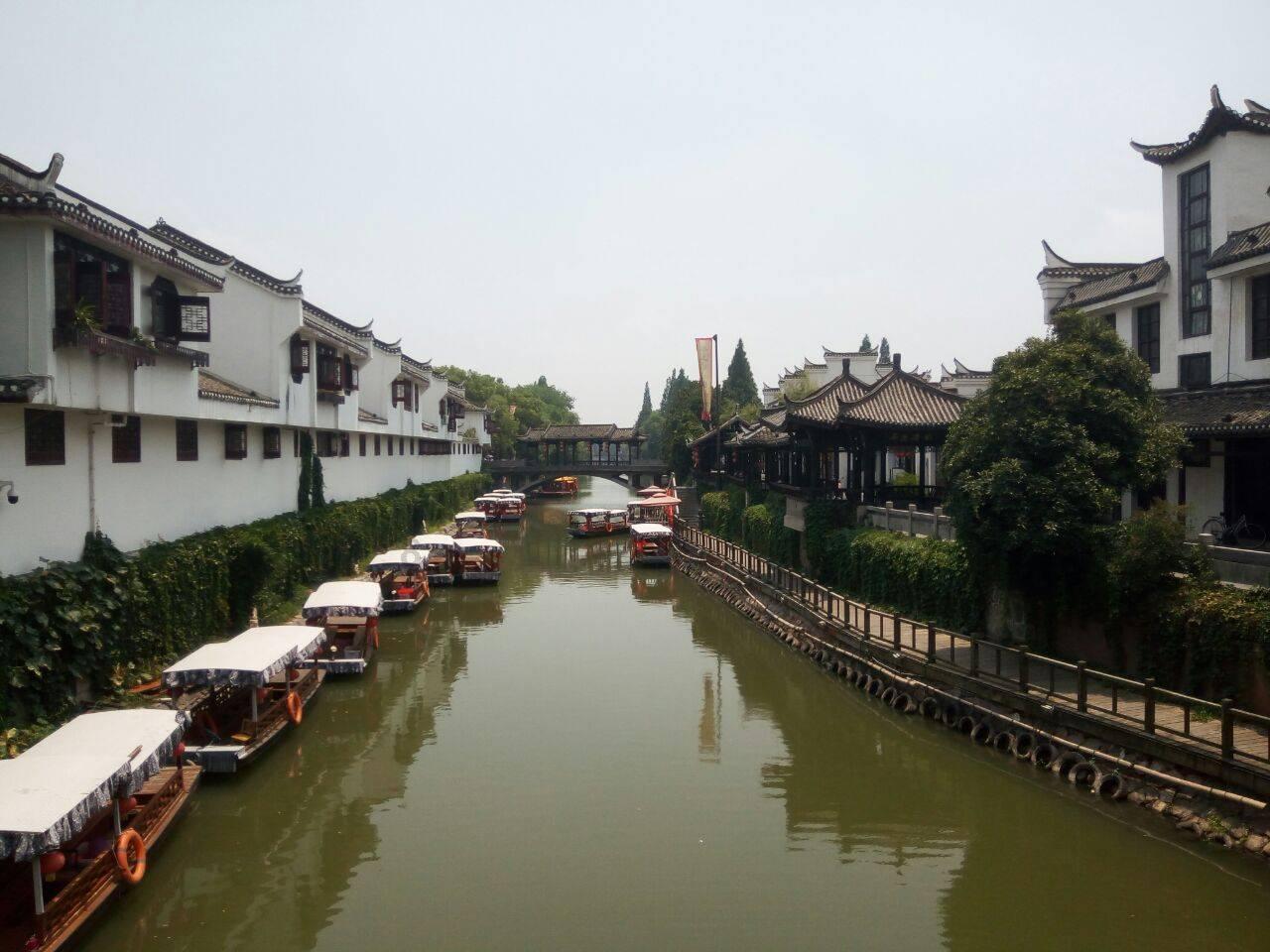 一个长方形的周长是48厘米，它的长与宽之比是7：5。这个长方形的面积是多少平方厘米？（列比例解）游戏画面
