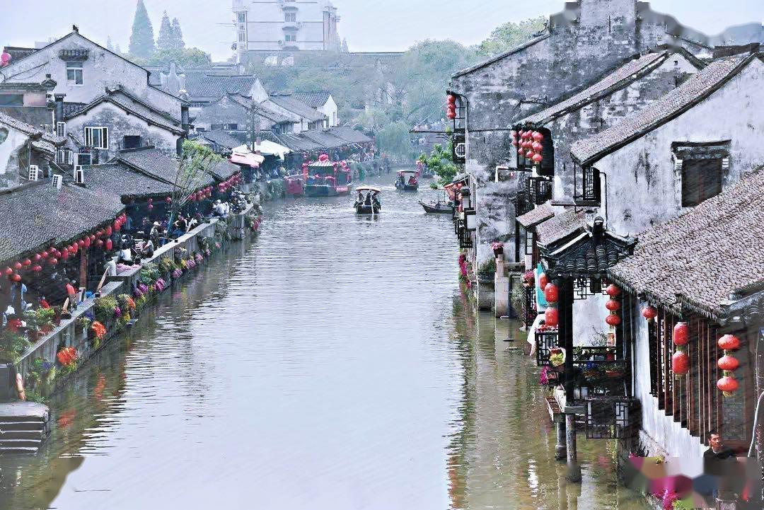 车烧机油什么原因，没有定期更换机油的车子是不是容易烧机油？游戏画面